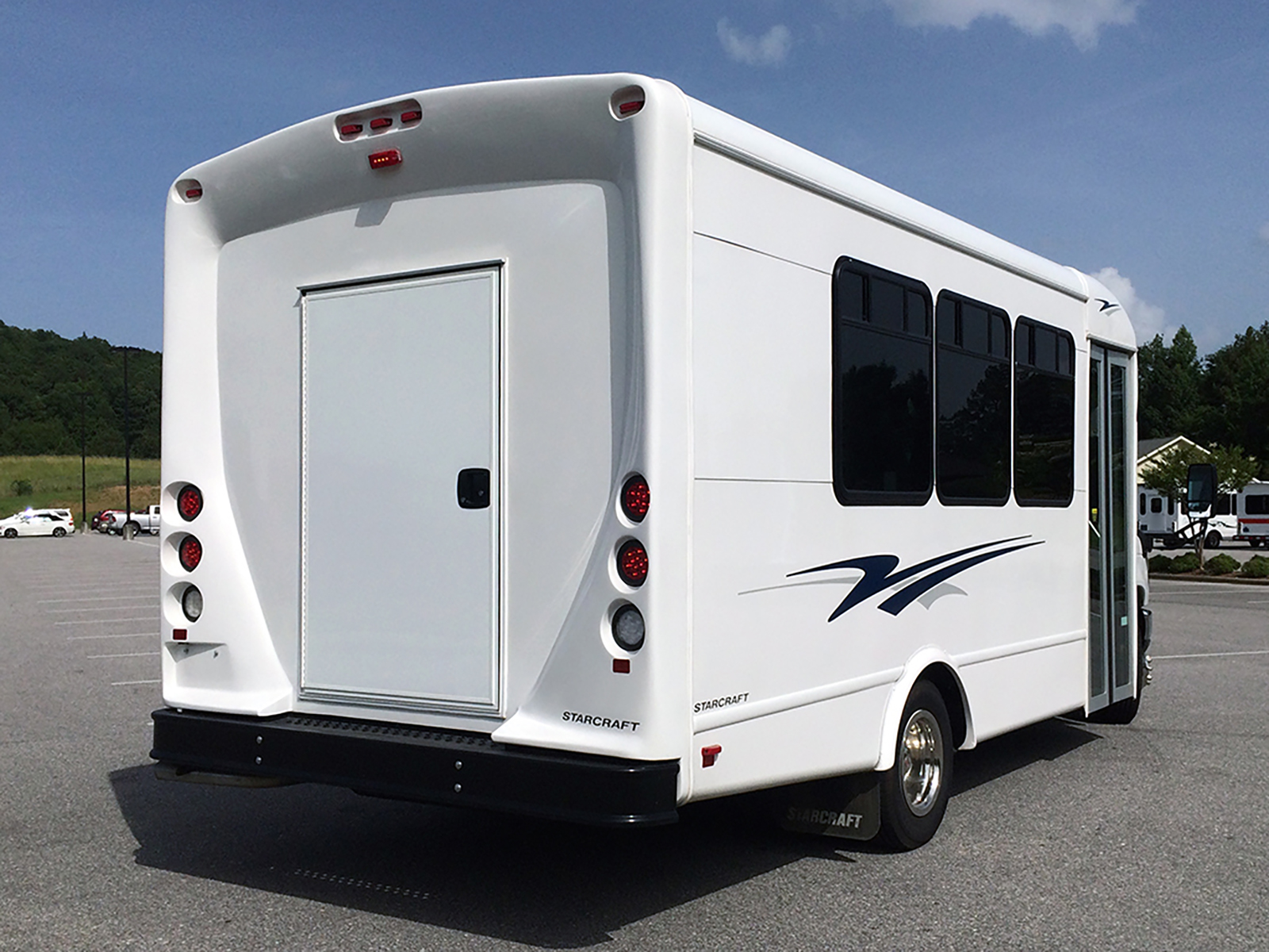 2025 Ford E350 Advantage Remarketing Solutions